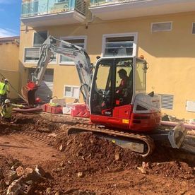 Excavaciones y Transportes Benalvalle calle